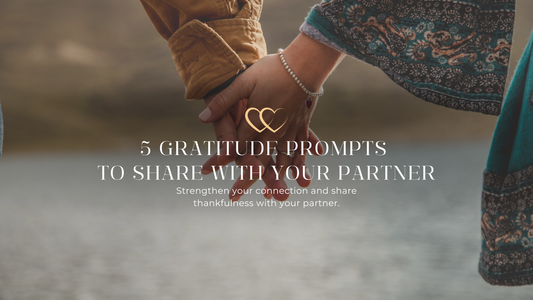 Couples guided journal. Gratitude prompts for thanksgiving. Annay & Co.